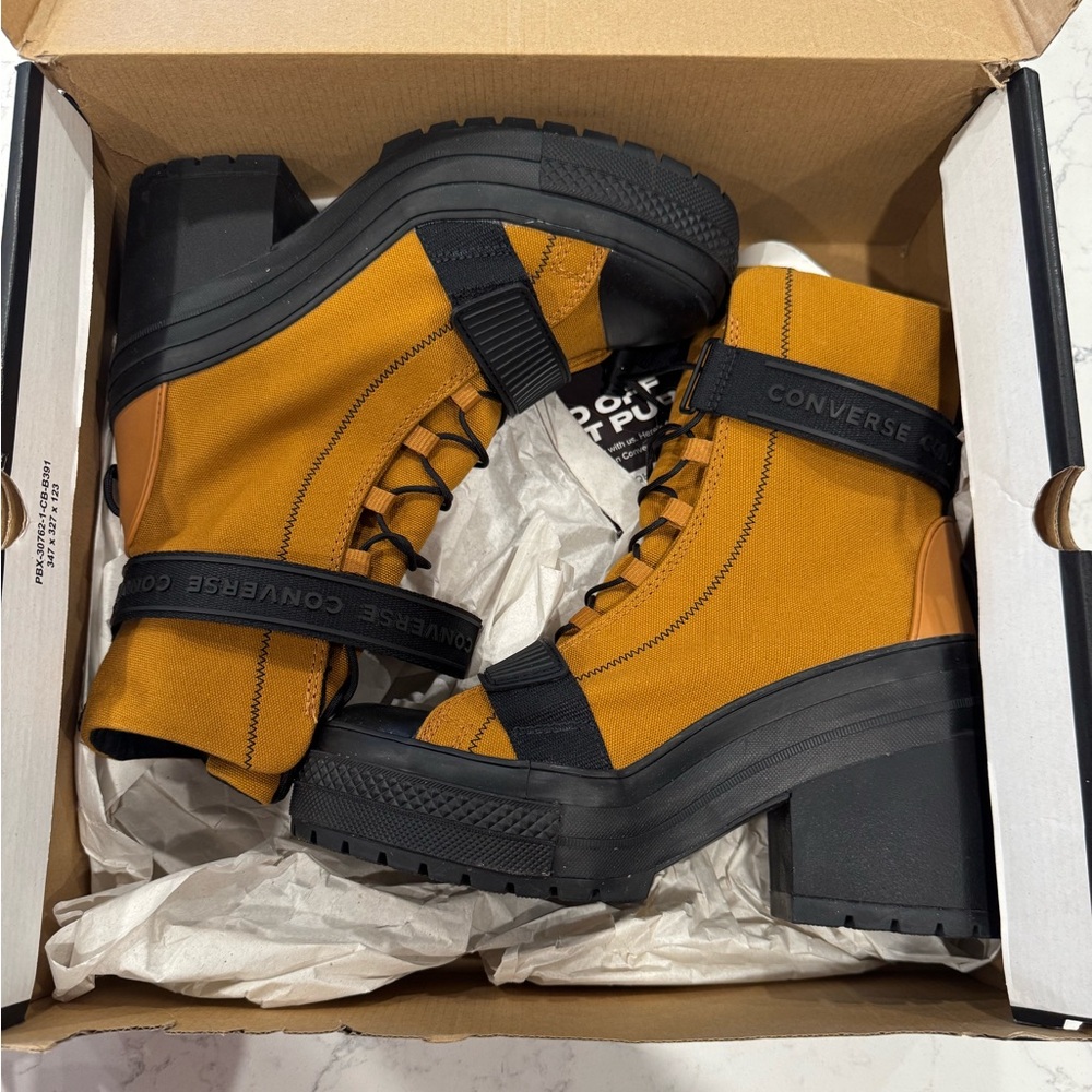 Converse Women's Chuck Taylor Yellow Heel Boots GR-82 shoes size 8 dark khaki